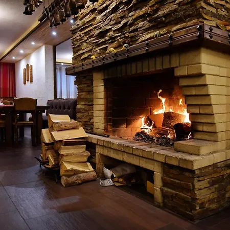 شقة Forest Nook 4*